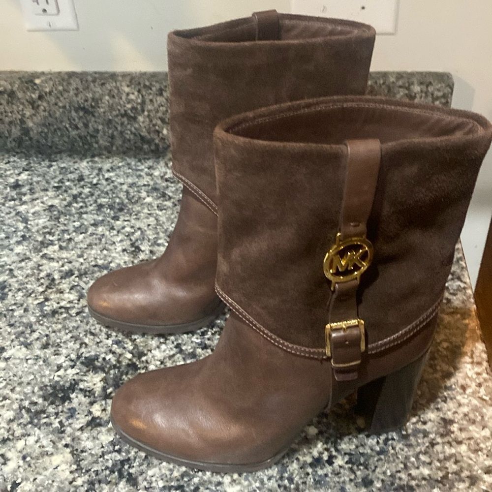 Sale! Michael Kors Heeled Ankle Boots women leather suede Sz 10